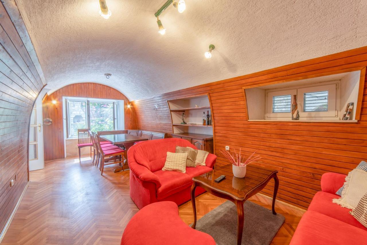 Apartman Andelina Old Town ツァヴタット エクステリア 写真
